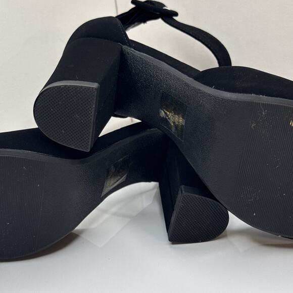 City Classified Women's Comfort Nola Closed Toe Ankle Strap Block Heel Black 8 - Picture 8 of 16